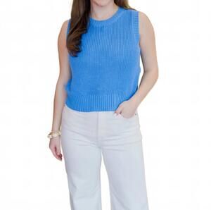 NEW NEEDII women's sleeveless sweater tank top in blue